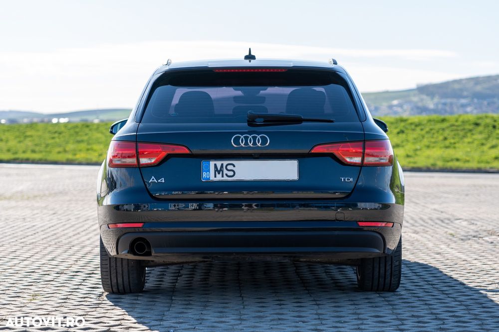 Audi A4 2.0 TDI S tronic - 4