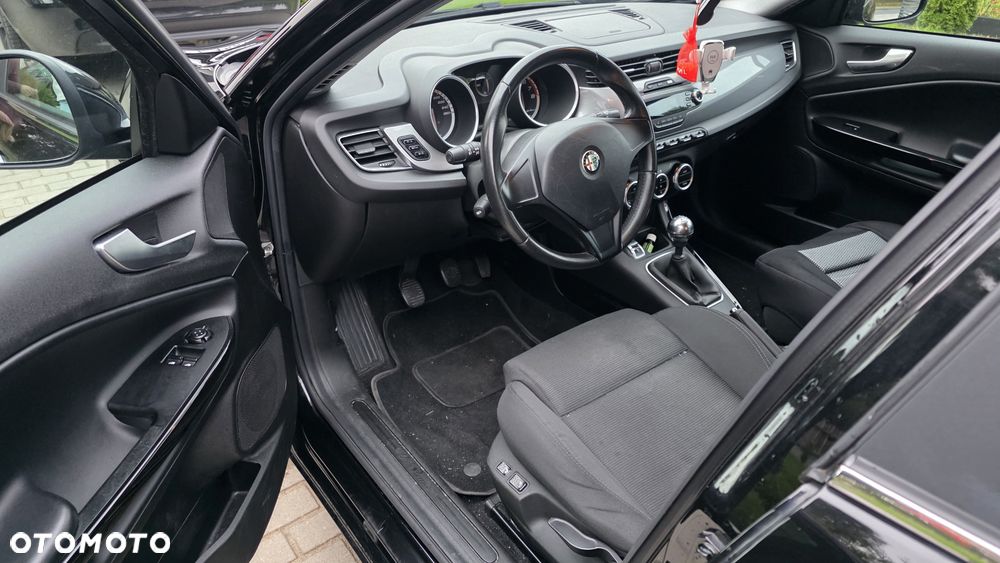 Alfa Romeo Giulietta - 17