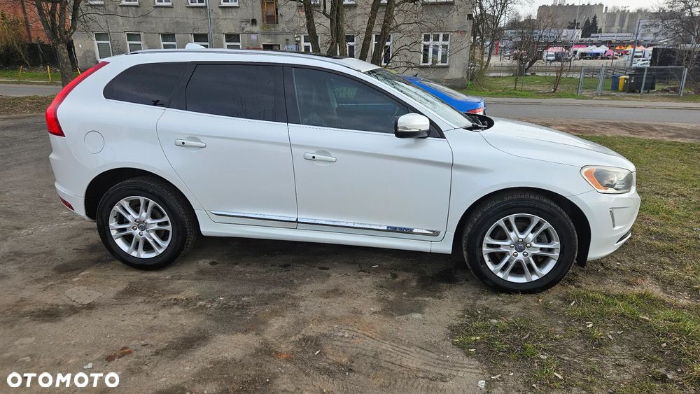 Volvo XC 60 T5 AWD Summum - 5