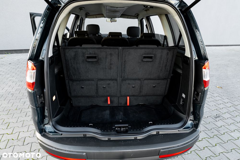 Ford Galaxy 2.0 Ambiente - 15