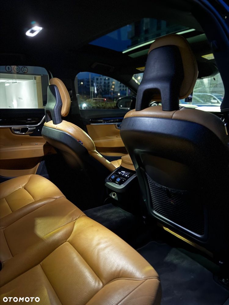 Volvo S90 T6 AWD Momentum - 23