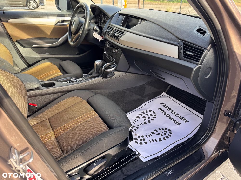 BMW X1 sDrive18i xLine - 16