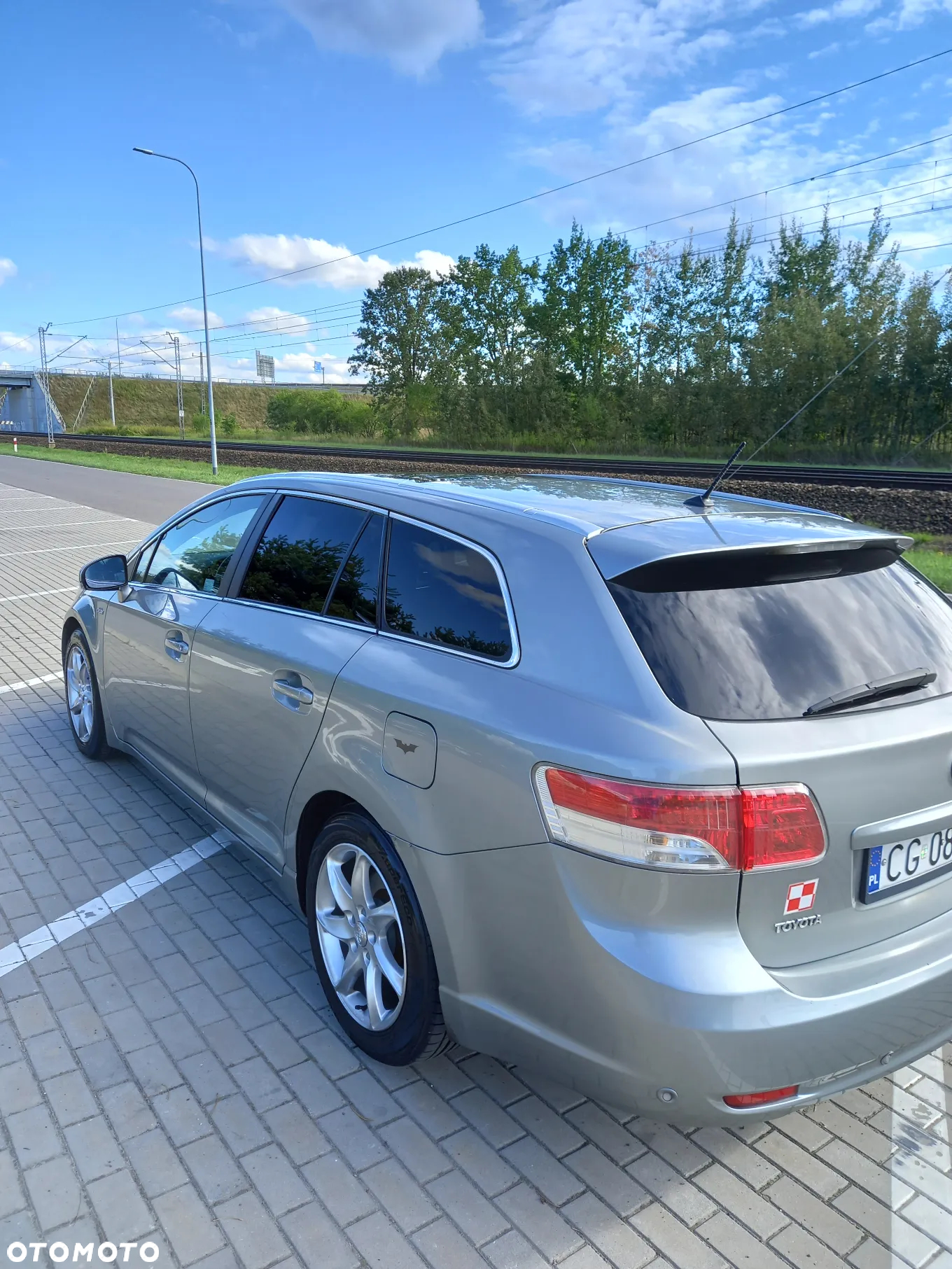 Toyota Avensis 2.2 D-4D Sol NAVI - 13