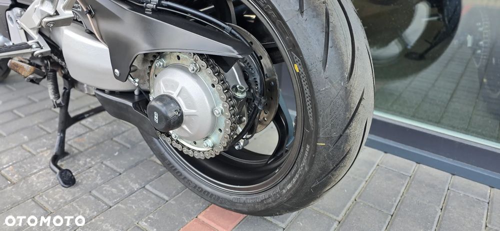Honda VFR - 39