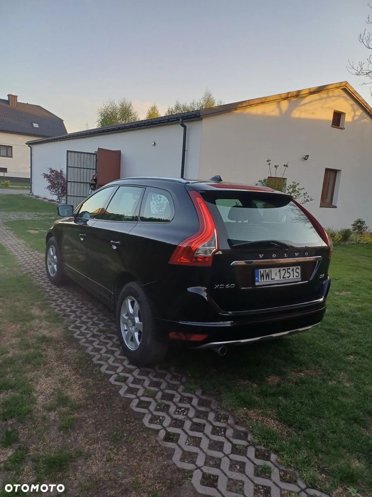 Volvo XC 60 D3 Momentum - 6