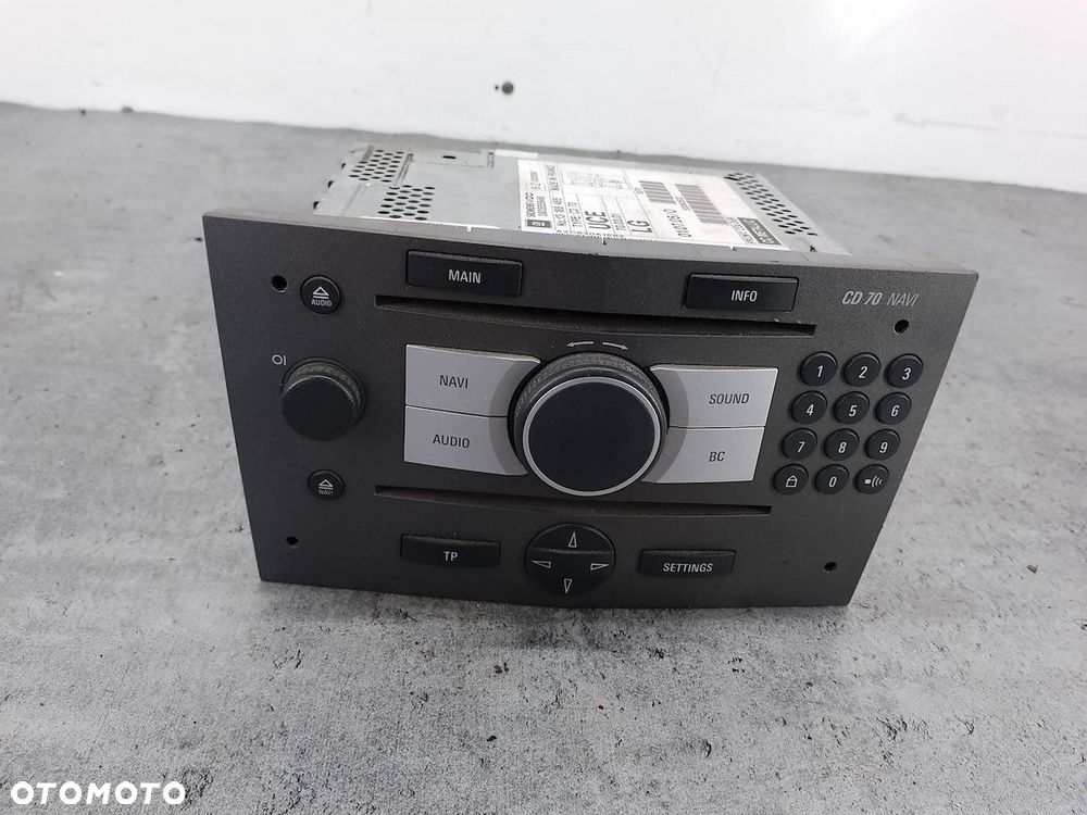 RADIO  OPEL ASTRA H 13188465  383555646 - 1