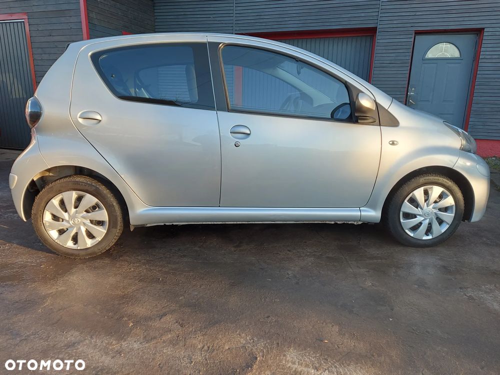 Toyota Aygo Cool&Go - 16