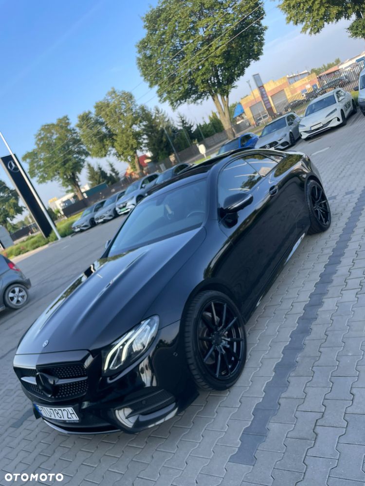 Mercedes-Benz Klasa E 220 d 4-Matic 9G-TRONIC - 8