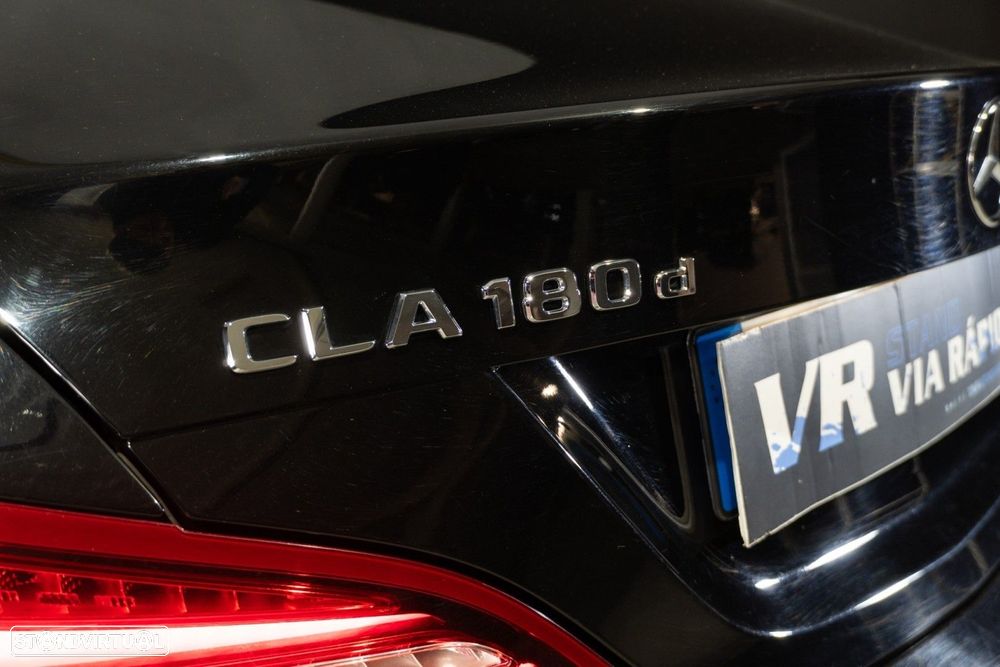 Mercedes-Benz CLA 180 (CDI) d Urban - 38