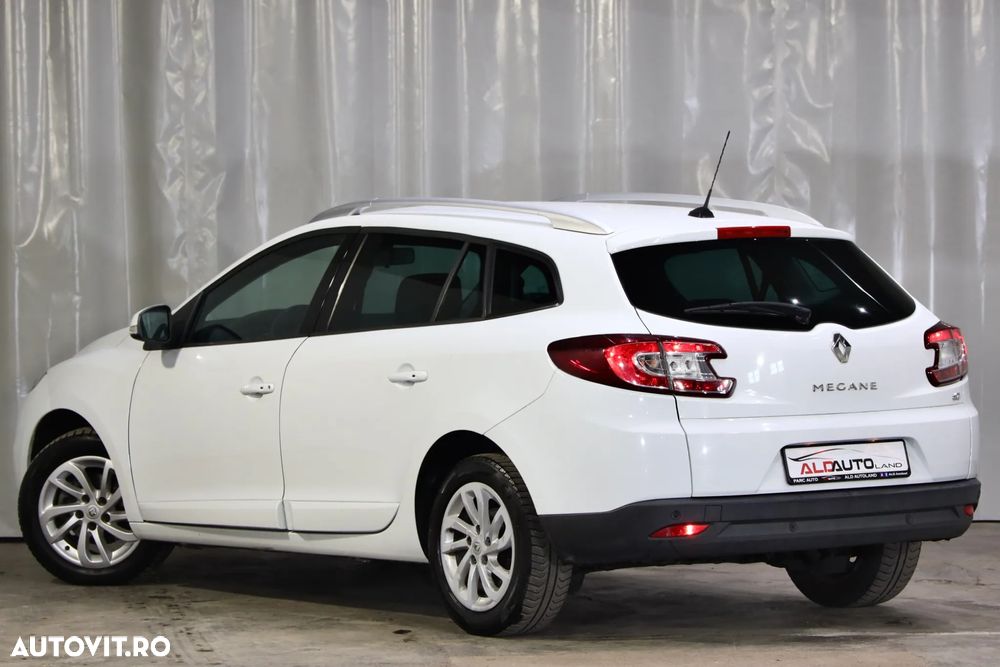 Renault Megane dCi 110 FAP Paris Business - 4