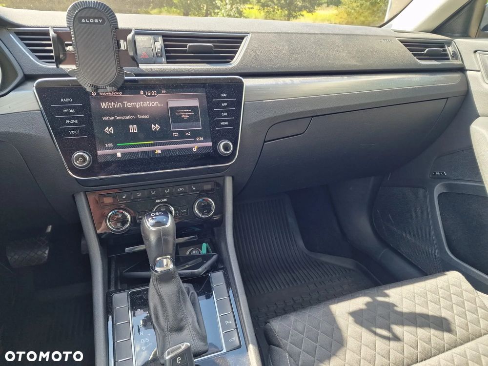 Skoda Superb 2.0 TDI DSG Ambition - 5