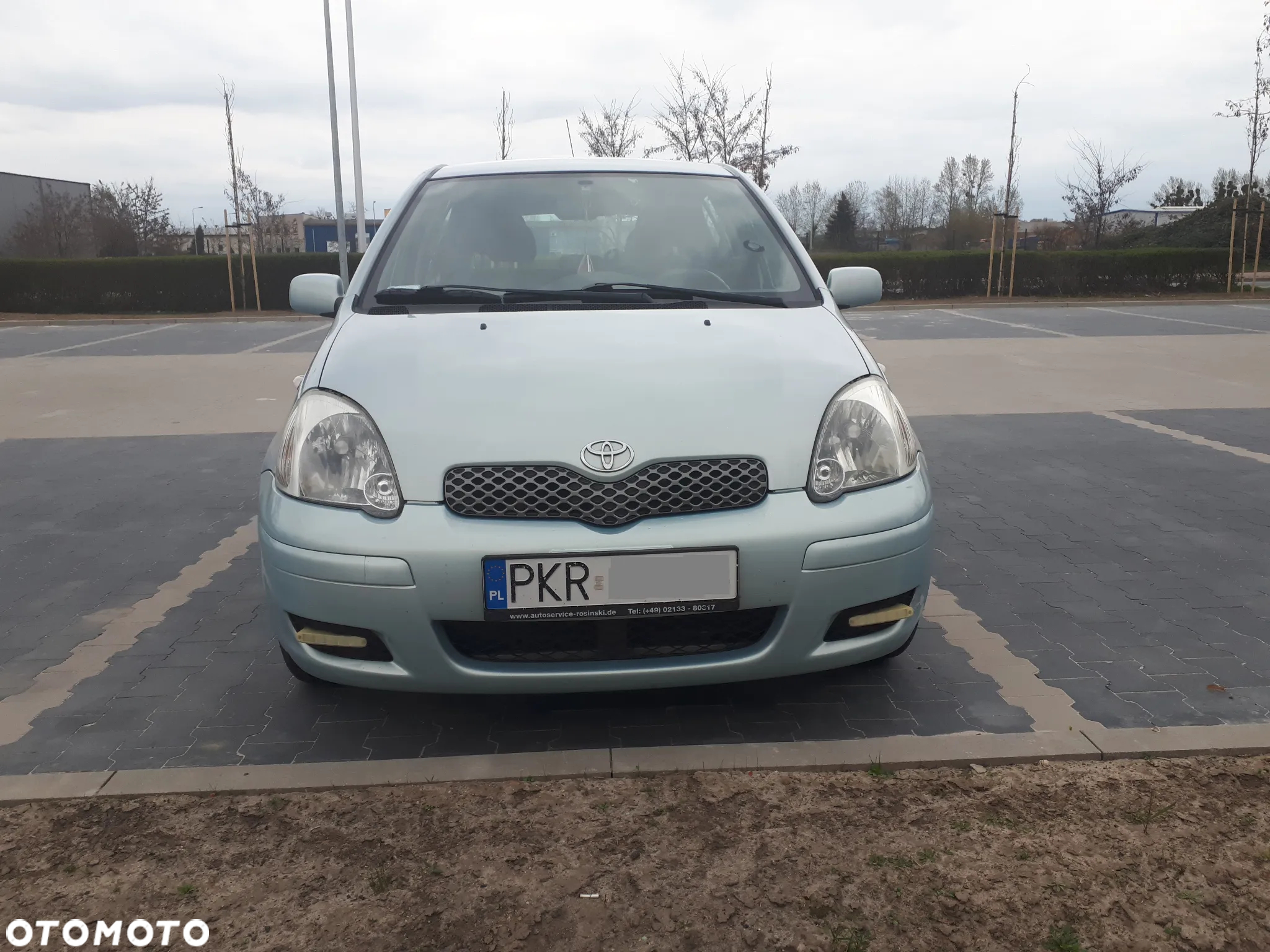 Toyota Yaris 1.3 - 2