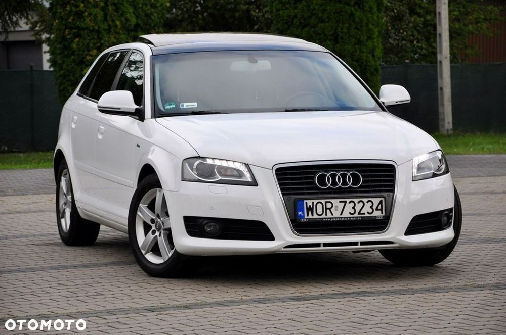 Audi A3 Sportback - 8