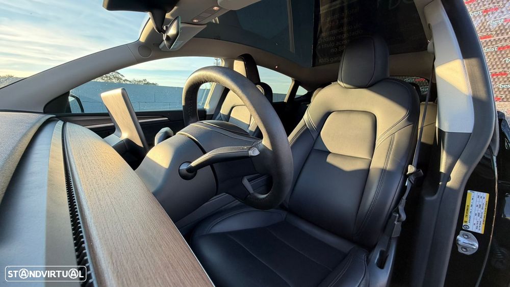 Tesla Model Y Performance Tração Integral - 20