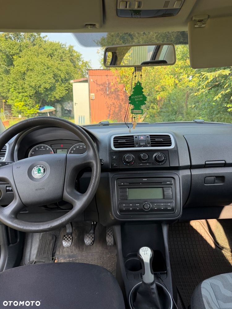 Skoda Roomster 1.6 16V - 9