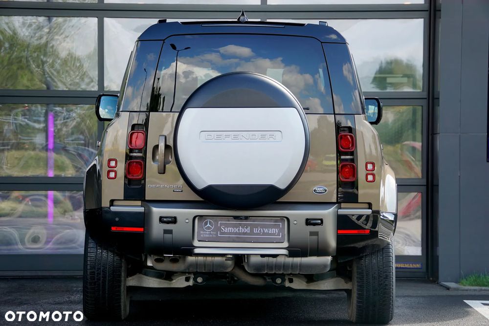 Land Rover Defender 3.0 D300 mHEV X-Dynamic HSE - 9