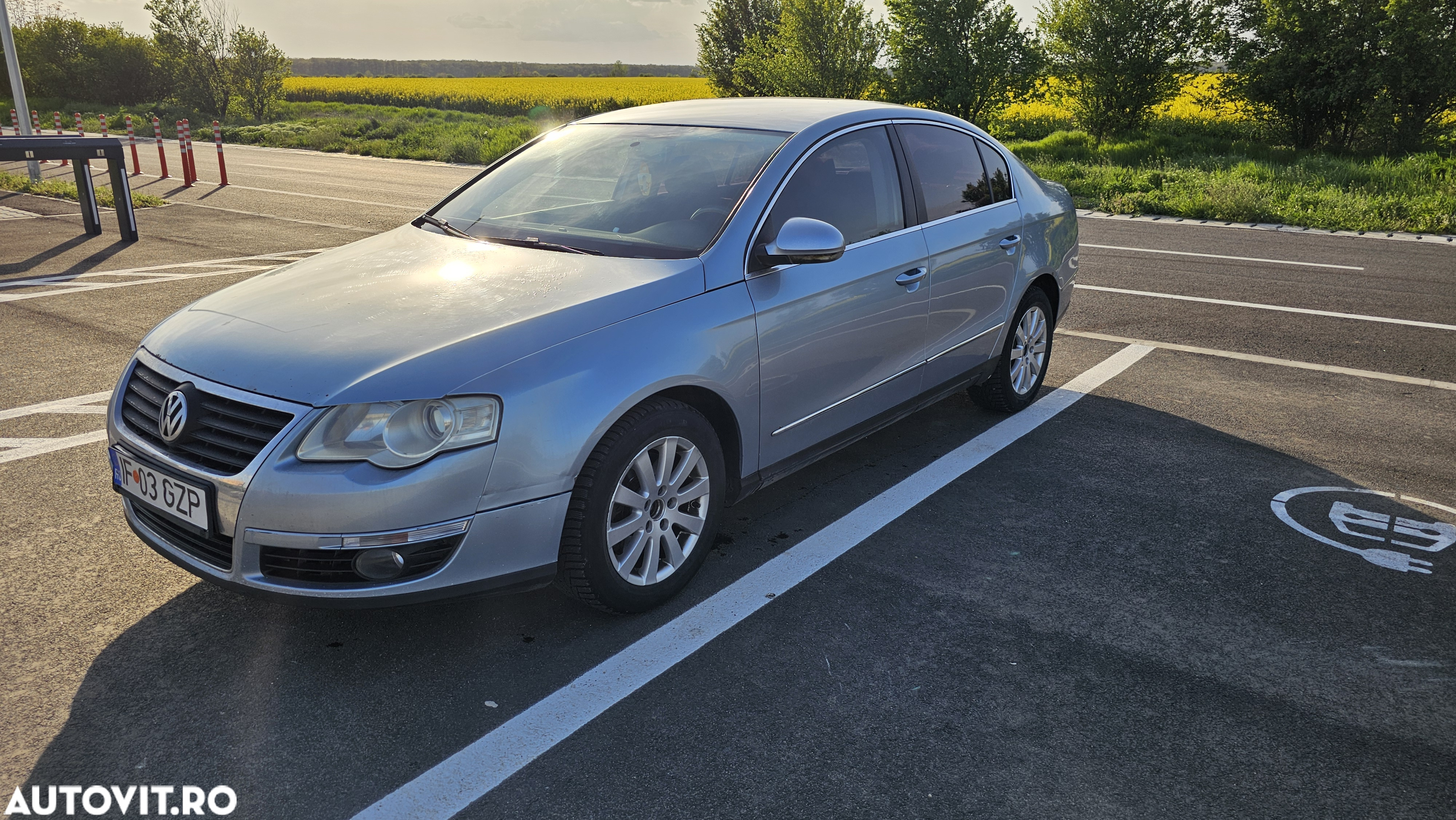 Volkswagen Passat 2.0TDI Comfortline DPF - 13