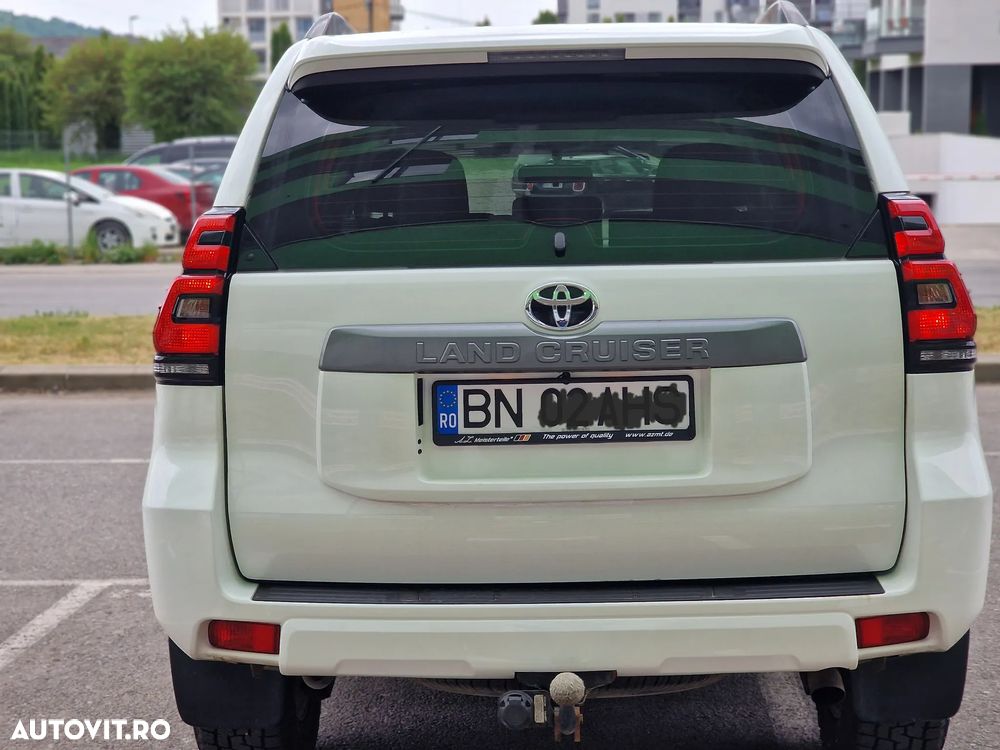 Toyota Land Cruiser 2.8 D-4D - 4