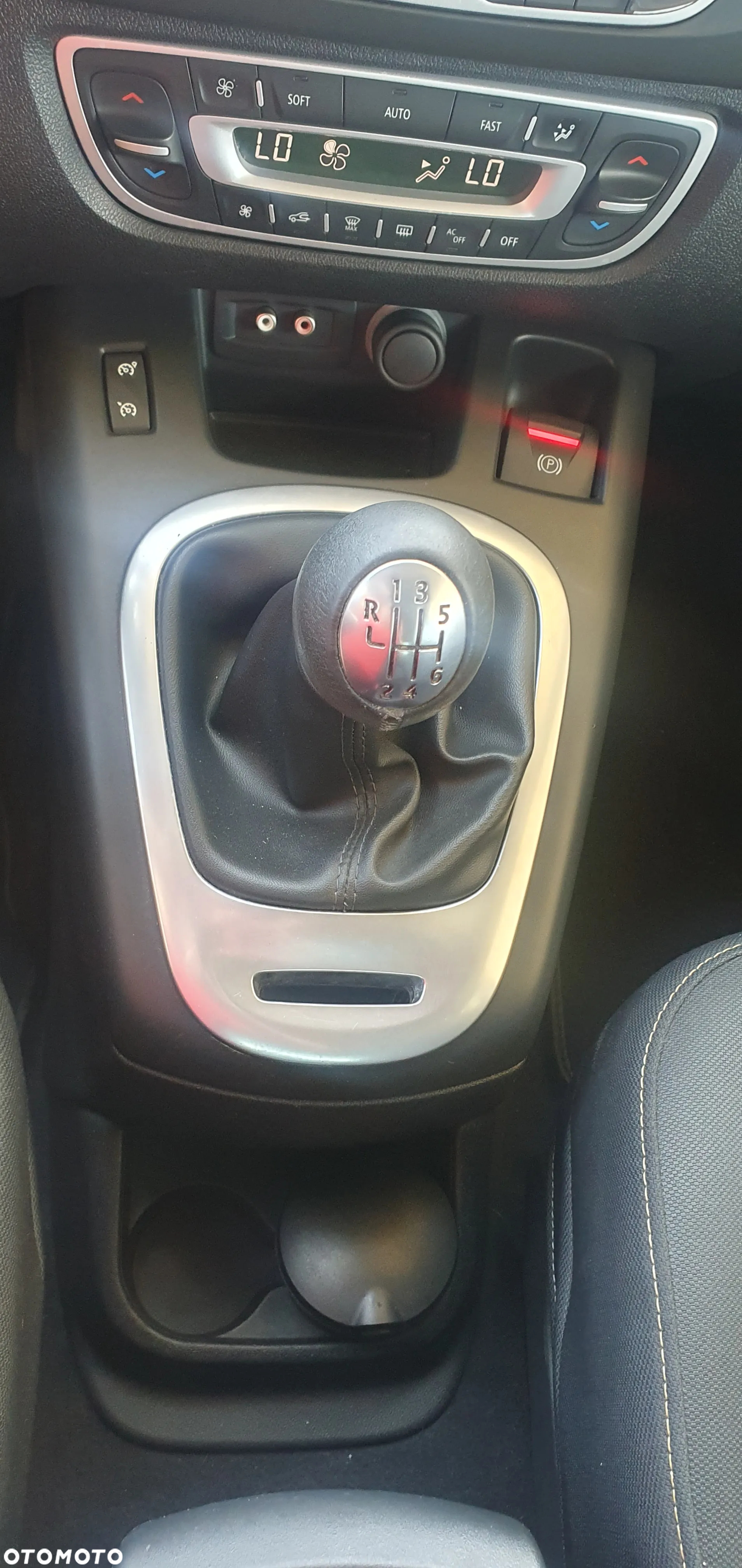 Renault Scenic 1.6 16V Limited - 16