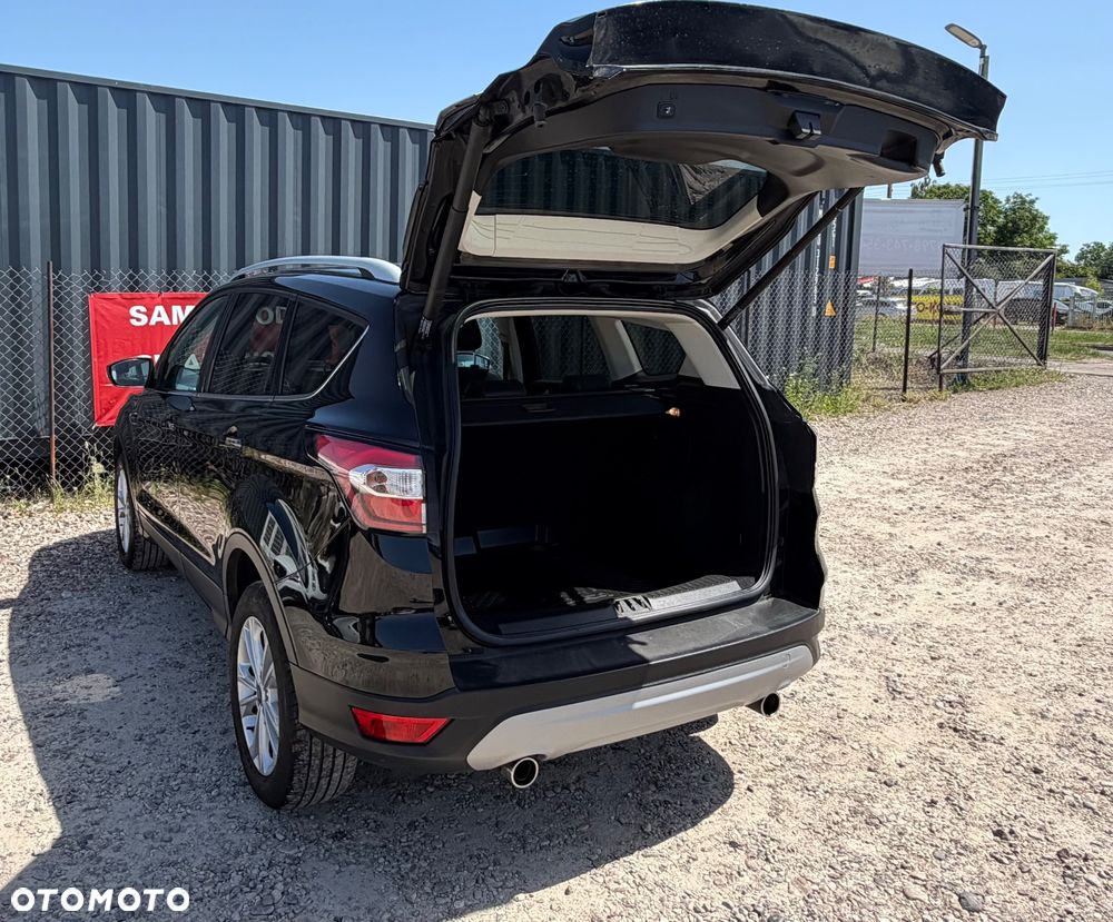 Ford Kuga - 32