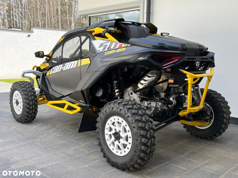 Can-Am Maverick - 6