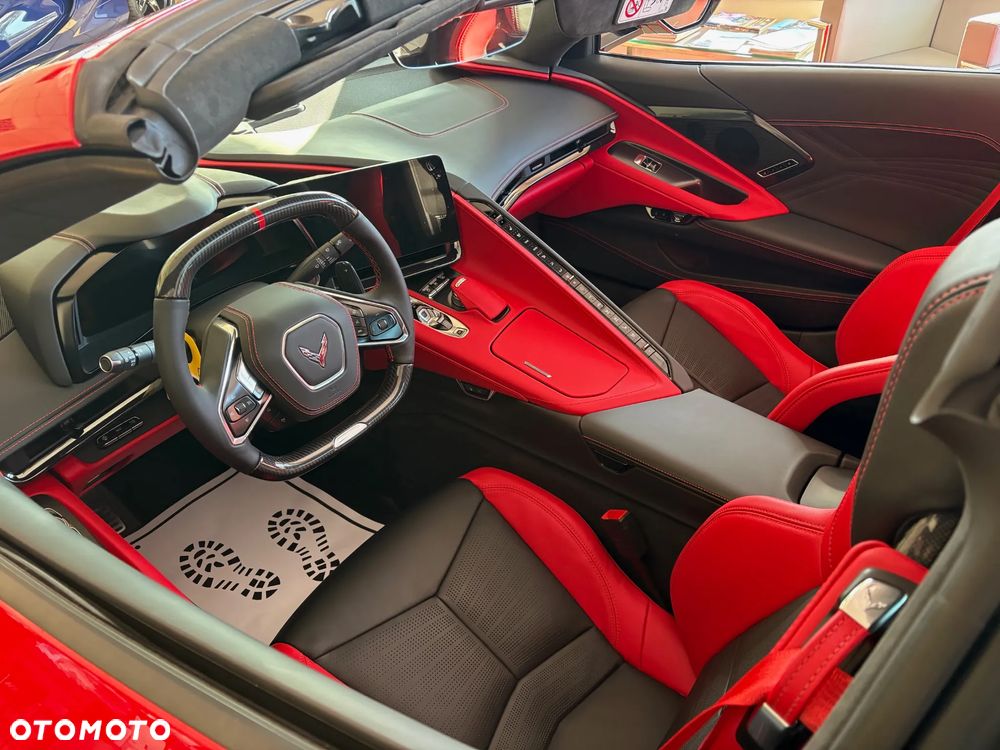 Chevrolet Corvette - 22