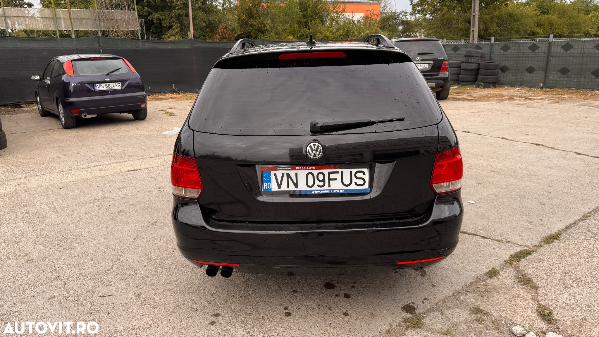 Volkswagen Golf 2.0 TDI Comfortline DSG - 2