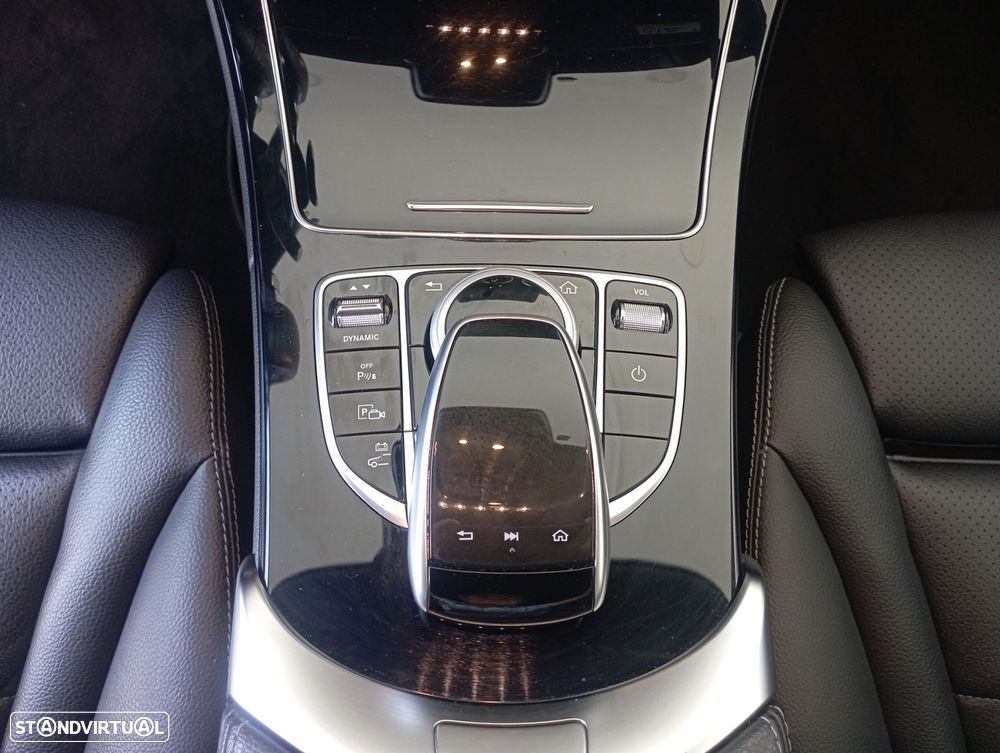 Mercedes-Benz C 300 de AMG Line - 9