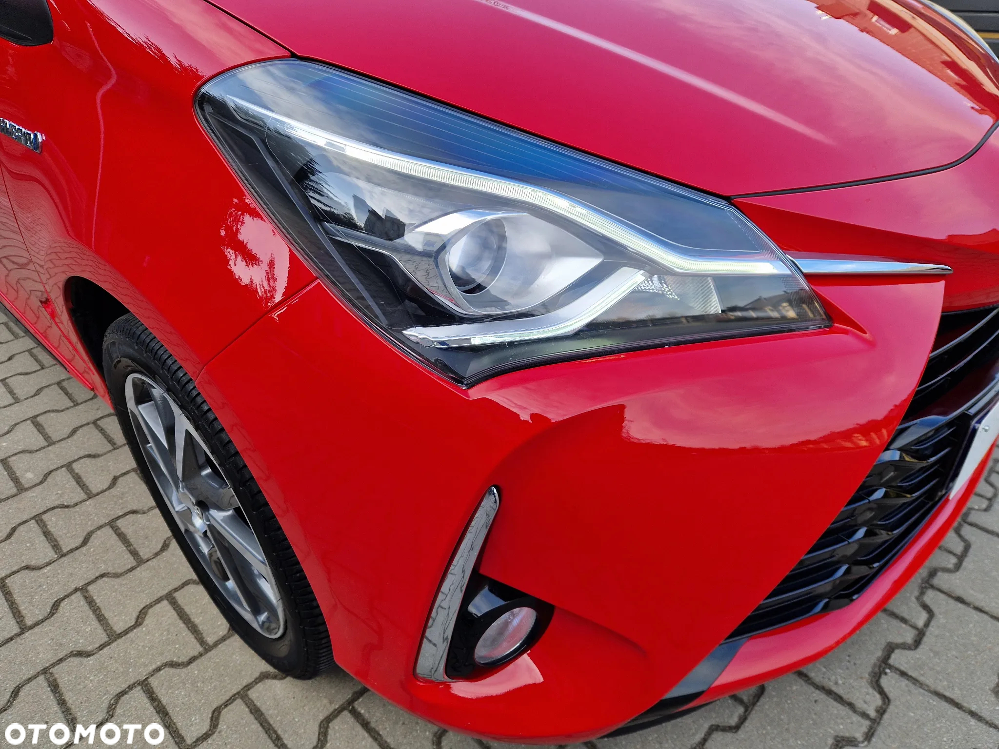 Toyota Yaris Cross Hybrid 1.5 Premiere Edition - 3