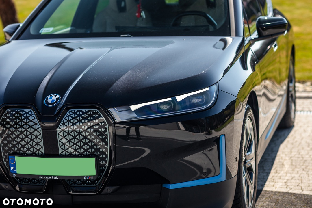 BMW iX xDrive40 76.6kWh - 9