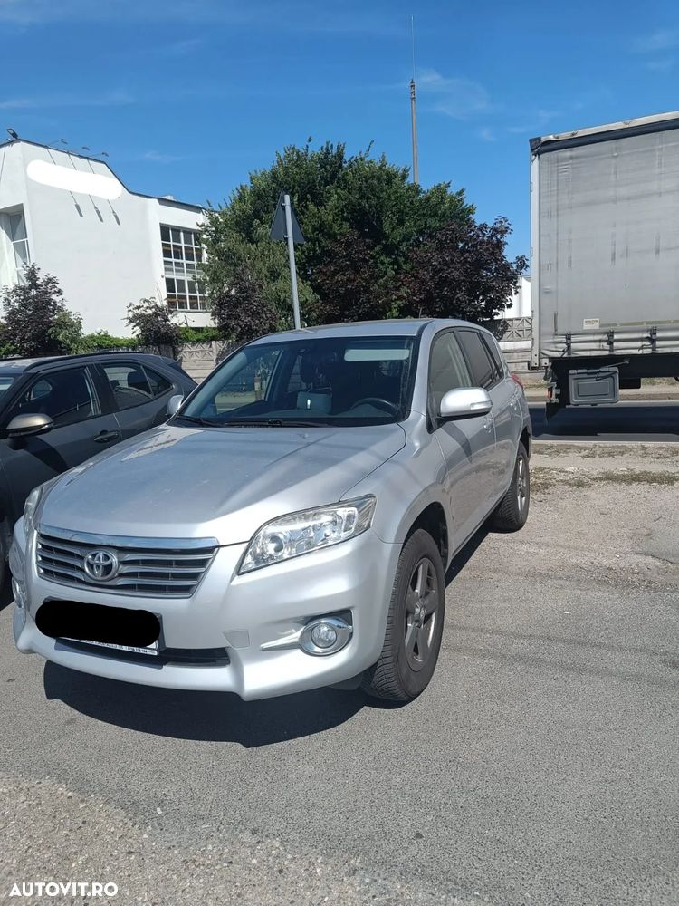 Toyota RAV4 2.2 D-4D 4x4 Life - 2