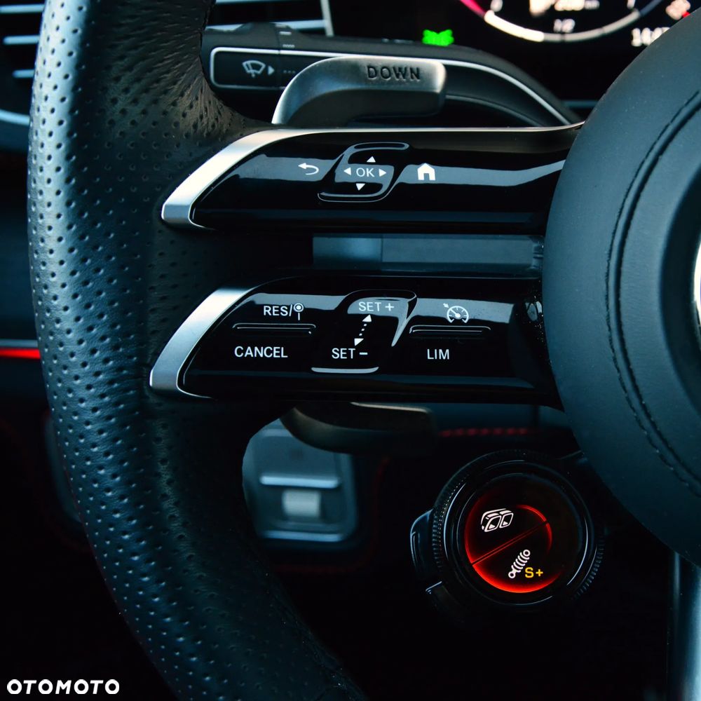 Mercedes-Benz GLE AMG 53 4-Matic Premium Plus - 26