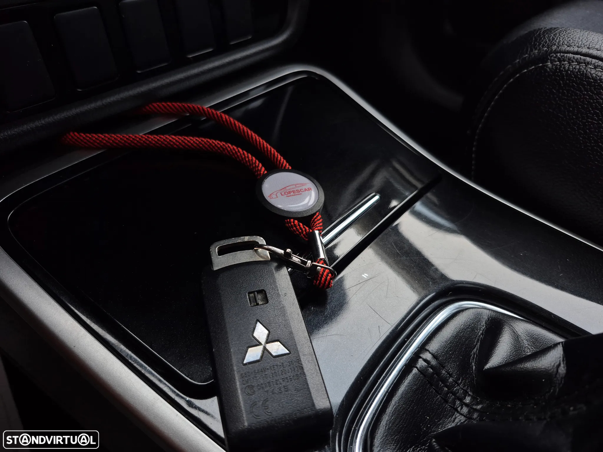 Mitsubishi Outlander 2.2 DI-D Instyle Navi - 16
