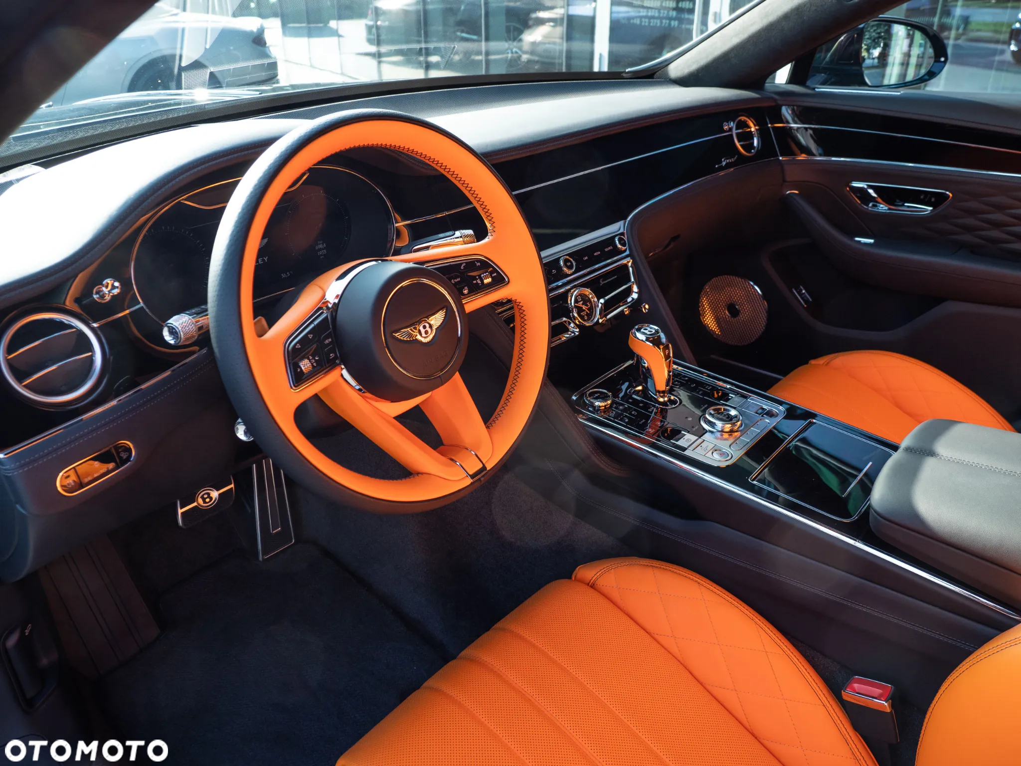 Bentley Flying Spur W12 S - 25