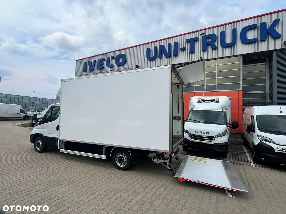 Iveco TANIEJ NIE ZNAJDZIESZ - KONTENER Z WINDĄ - Iveco 35s18h - 8