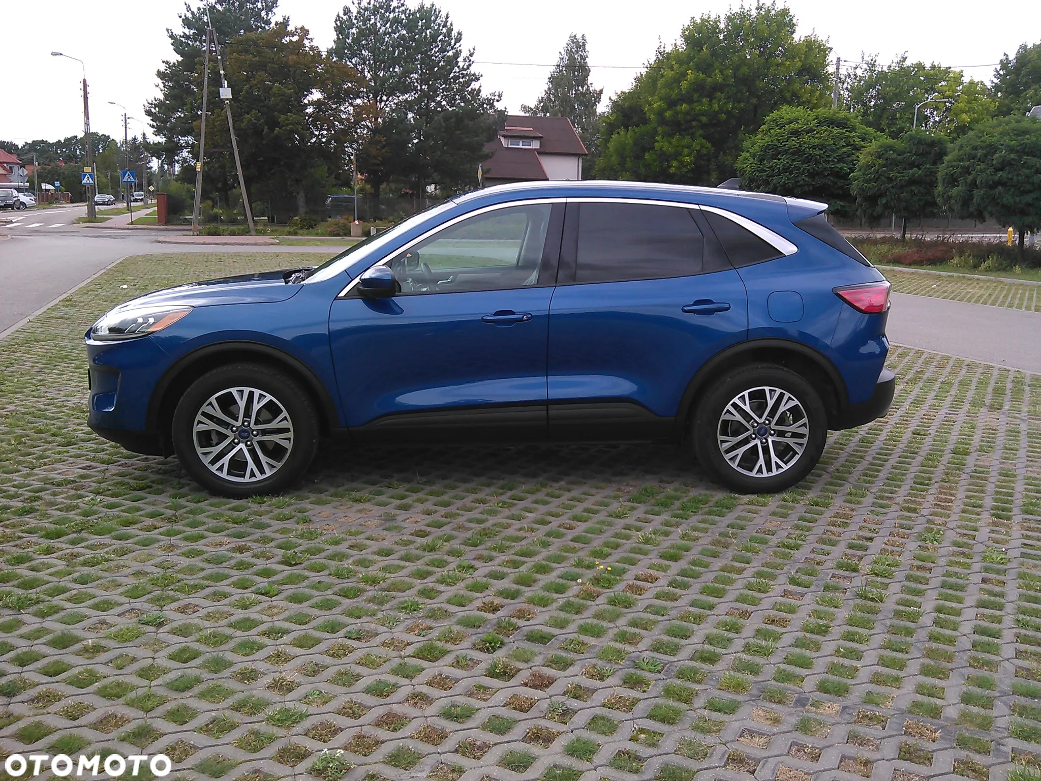 Ford Kuga - 4