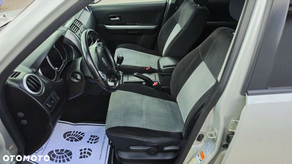 Suzuki Grand Vitara - 8