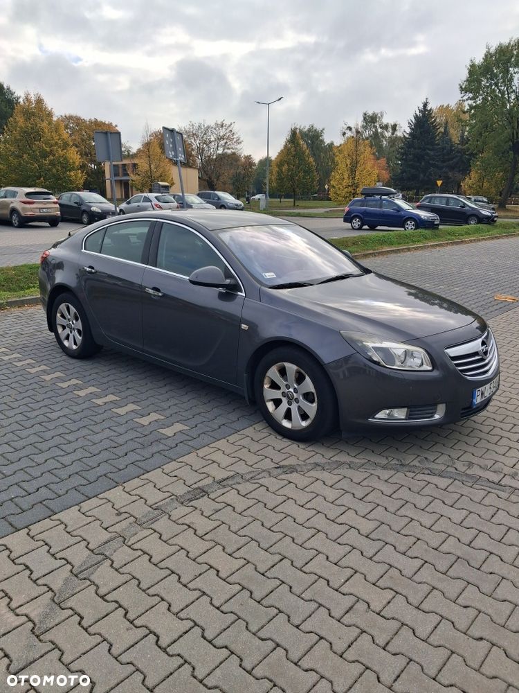 Opel Insignia - 1