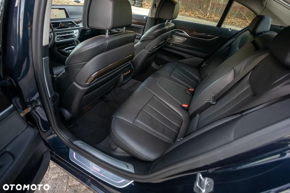 BMW Seria 7 730d - 16