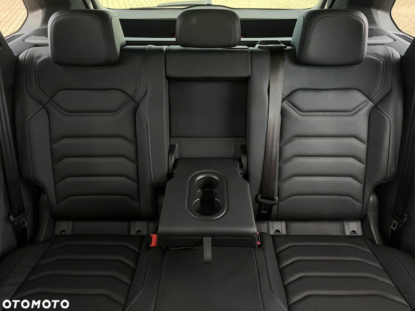 Volkswagen Touareg 3.0 V6 TDI 4Motion R-Line - 34
