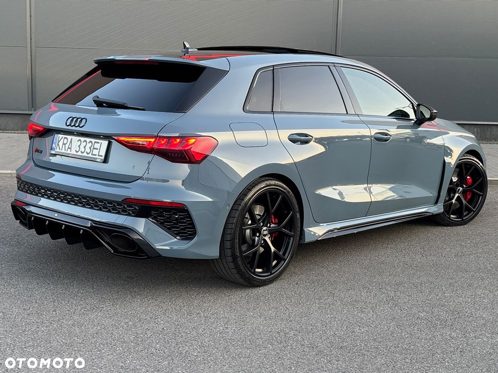 Audi RS3 Sportback - 4