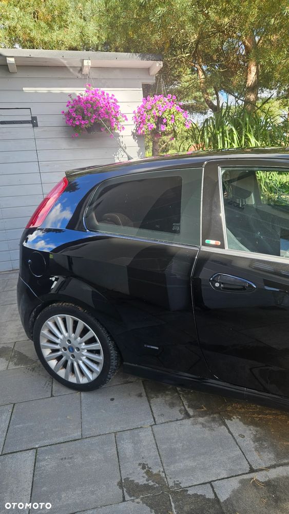 Fiat Grande Punto - 6