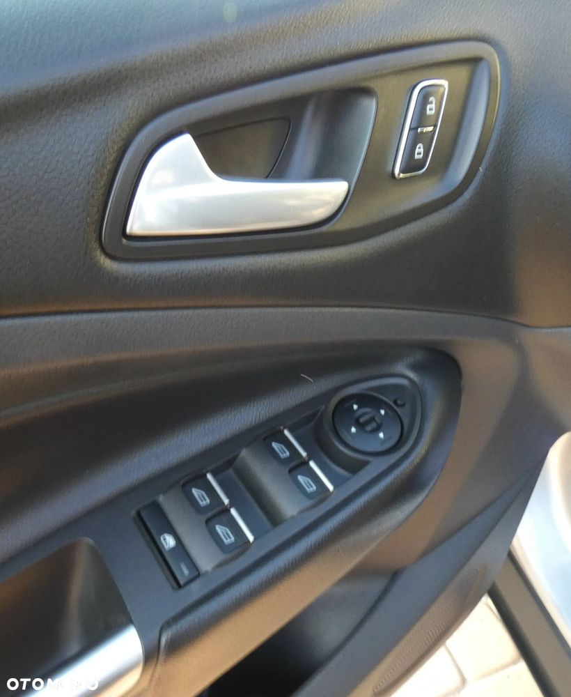 Ford Kuga 2.0 TDCi AWD Edition - 9