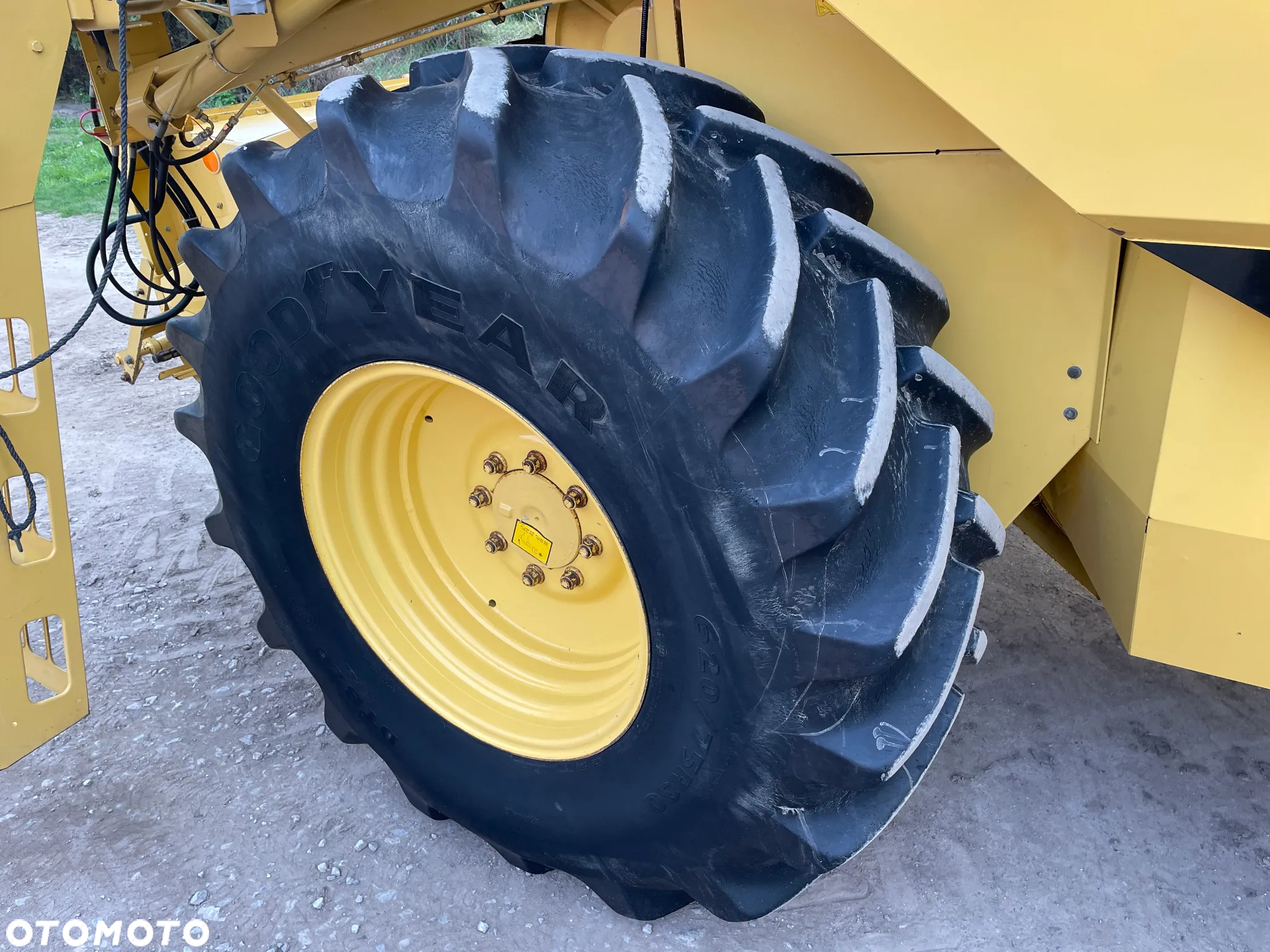 New Holland TX 62 - 21