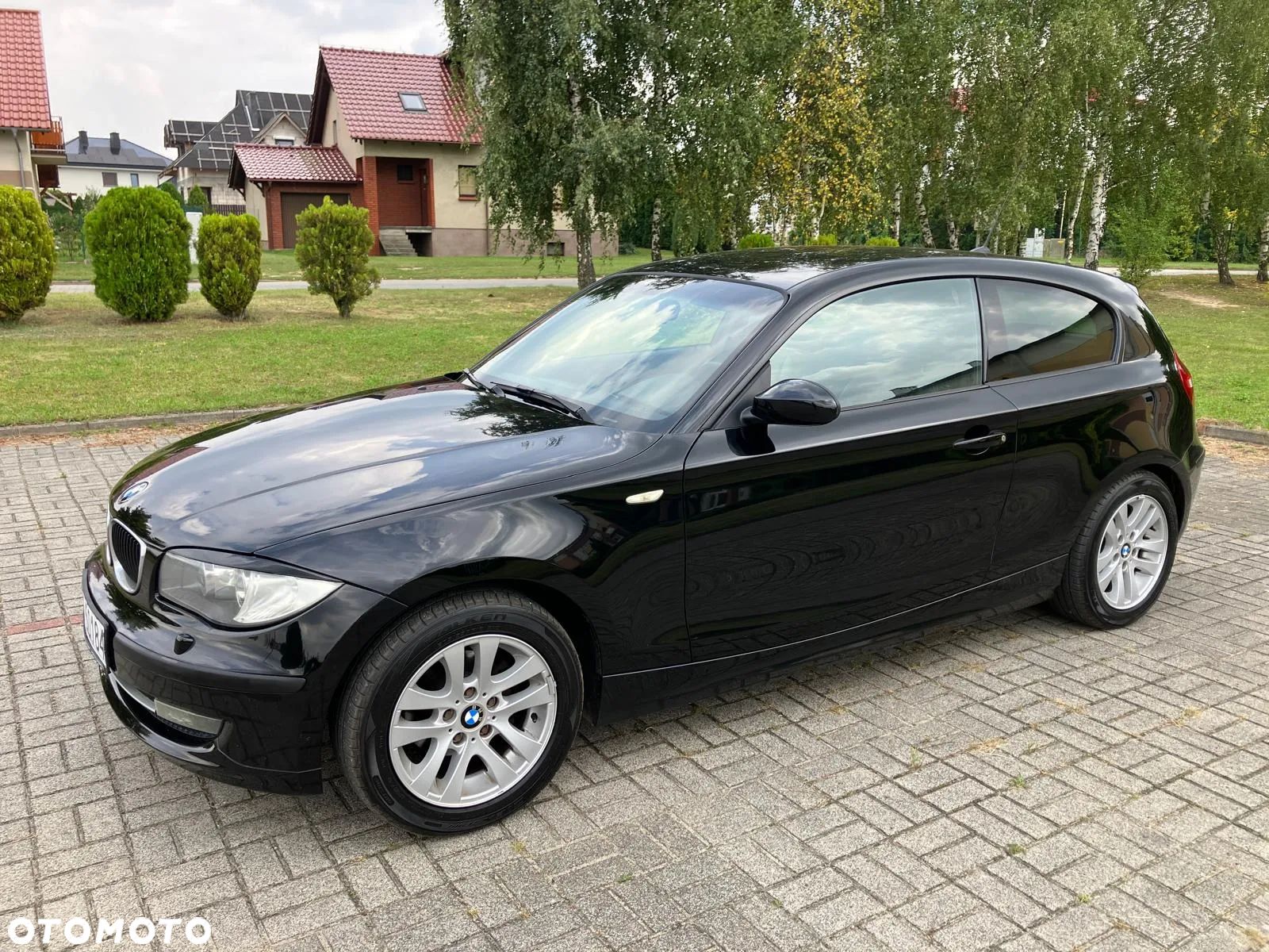 BMW Seria 1 116i - 1
