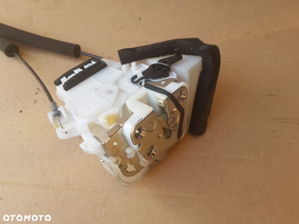 Subaru Outback IV BR zamek zatrzask centralny drzwi europa eu - 13