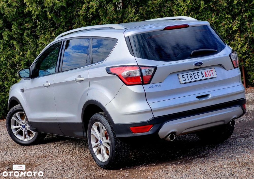 Ford Kuga - 2