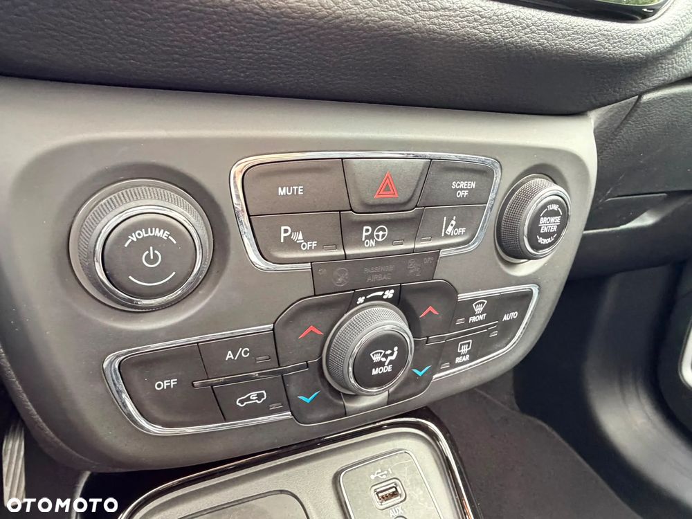 Jeep Compass 1.4 TMair Limited 4WD S&S - 20