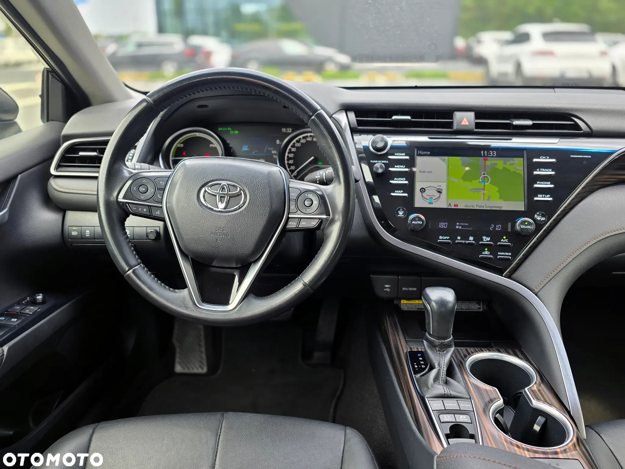 Toyota Camry 2.5 Hybrid Executive CVT - 15