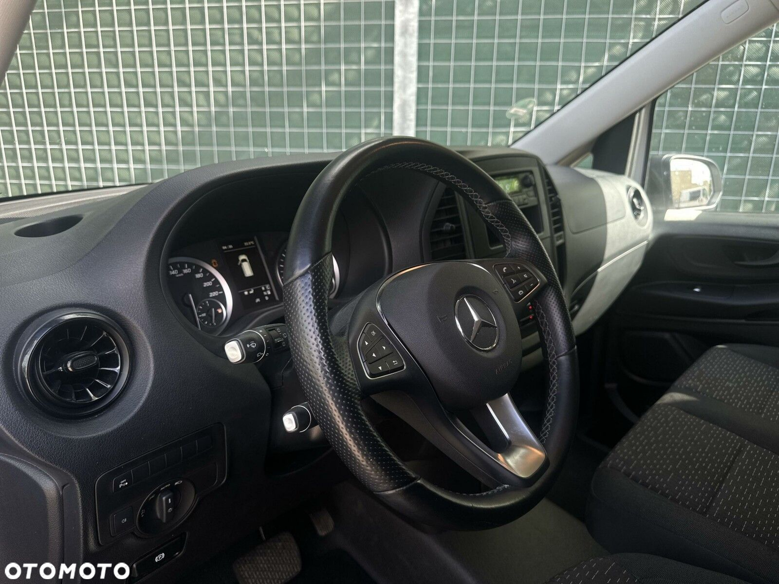 Mercedes-Benz Vito Tourer - 13